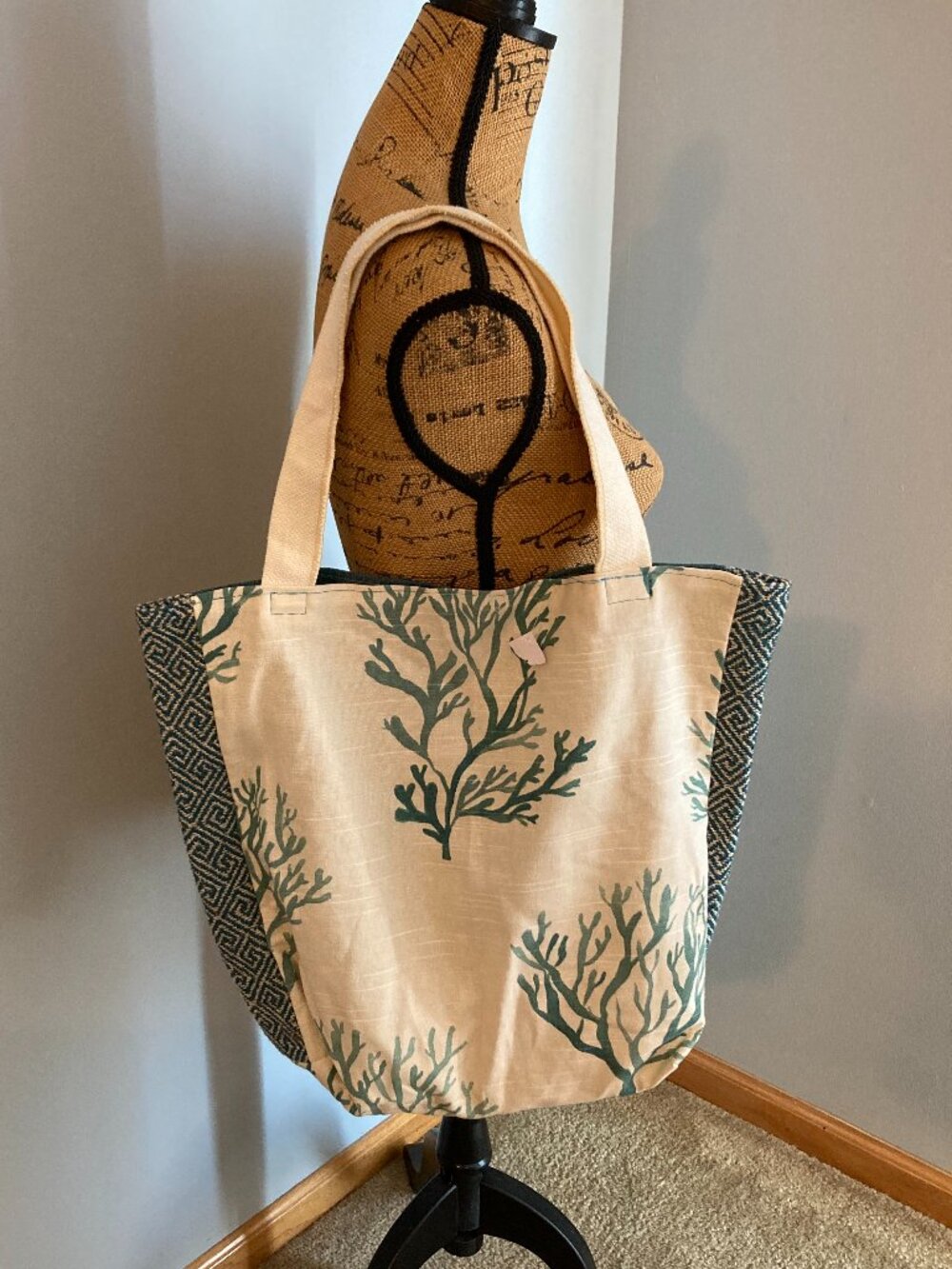 NWOT Handcrafted Tote Blues/Greens - Very Beachy - Picture 4 of 13